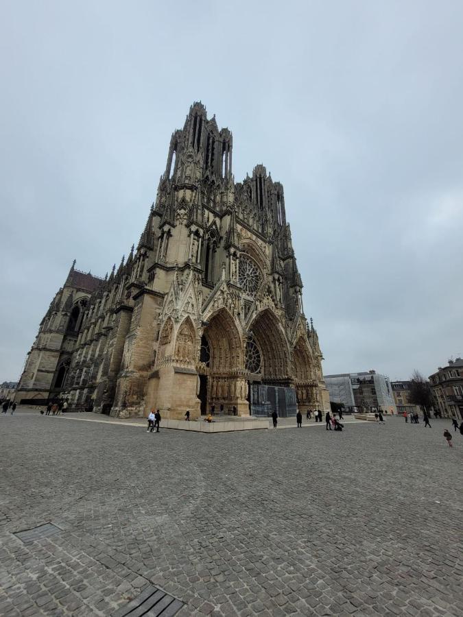 Le Champagnoles Apartment Reims Luaran gambar